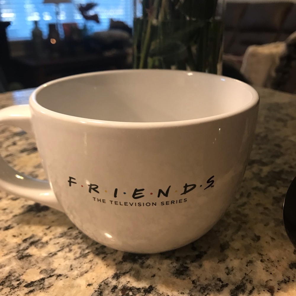 F-R-I-E-N-D-S mug - Picture 5 of 8
